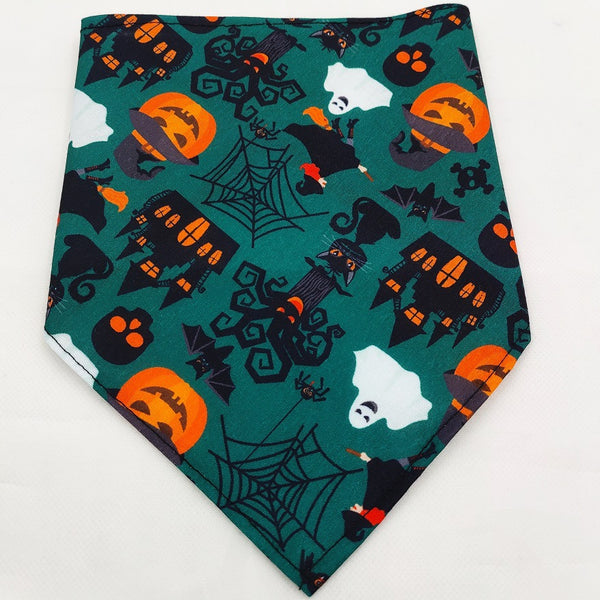 Cross-border Amazon Halloween pet bib pet scarf pet triangle scarf dog bib cat dog scarf