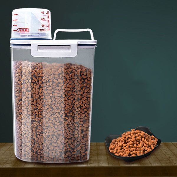 Dog Or Cat Plastic Food Pail Storage Tank with Measuring Cup Moisture-proof Sealed Container